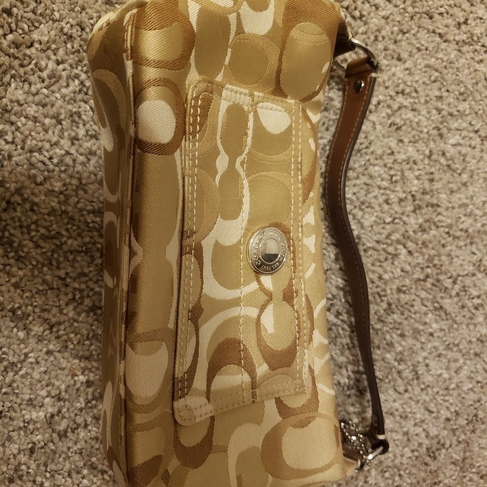 New coach bag - Picture 3 of 3